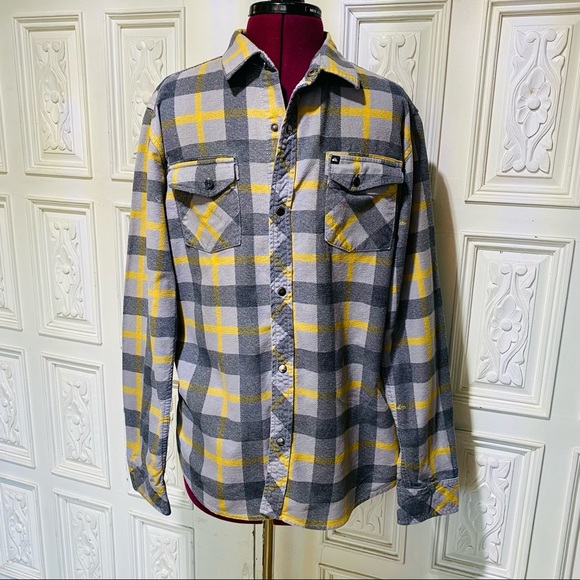 Quicksilver Plaid Cotton Button-Up Shirt. Medium. - Picture 2 of 10